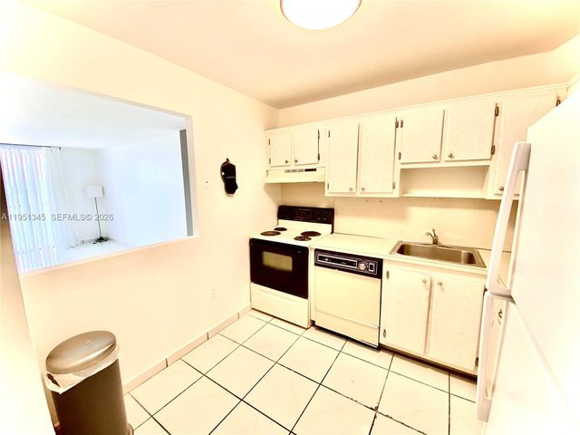 16950 DIXIE A536, North Miami Beach, FL 33160