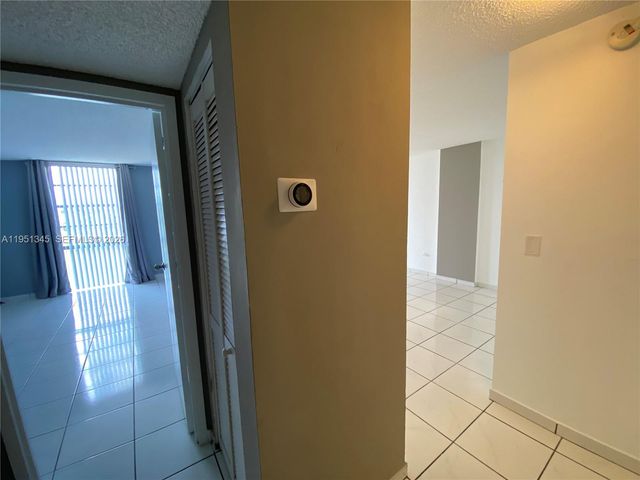 16950 DIXIE A536, North Miami Beach, FL 33160