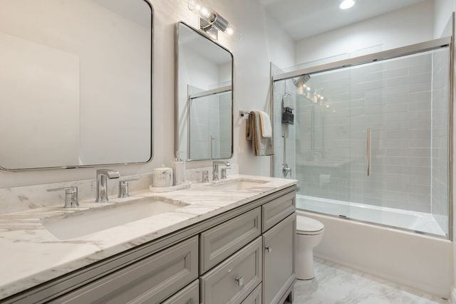 2024 W Willow Street B, Chicago, IL 60647