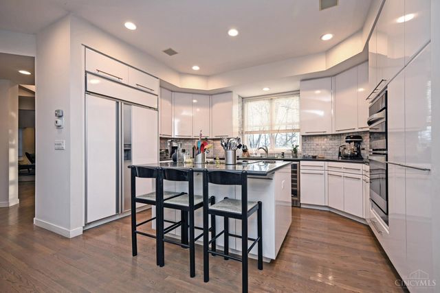 7510 Fernwood Drive, Amberley, OH 45237