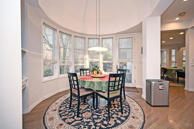 7510 Fernwood Drive, Amberley, OH 45237