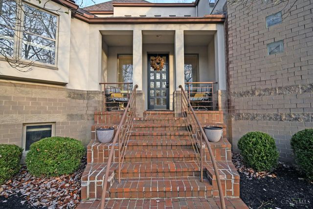 7510 Fernwood Drive, Amberley, OH 45237