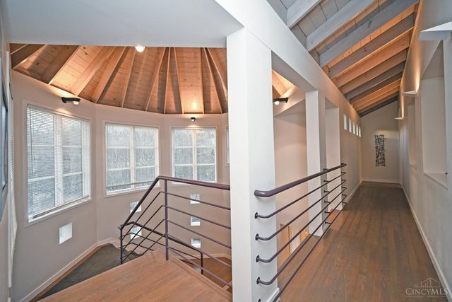 7510 Fernwood Drive, Amberley, OH 45237