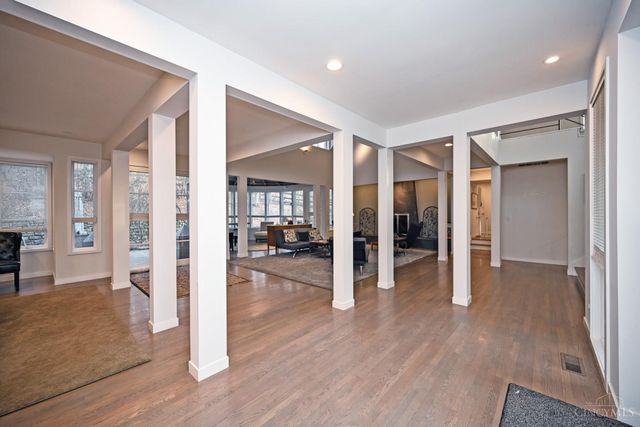 7510 Fernwood Drive, Amberley, OH 45237