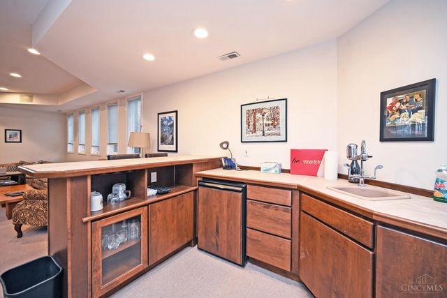 7510 Fernwood Drive, Amberley, OH 45237