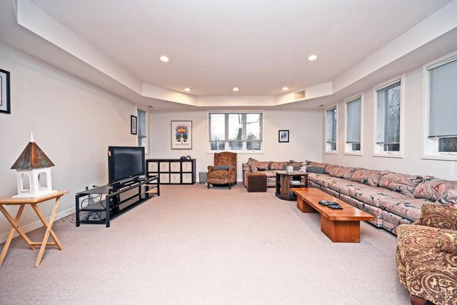 7510 Fernwood Drive, Amberley, OH 45237