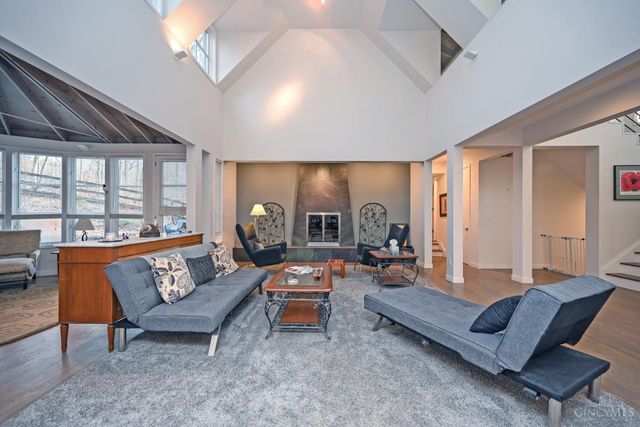 7510 Fernwood Drive, Amberley, OH 45237