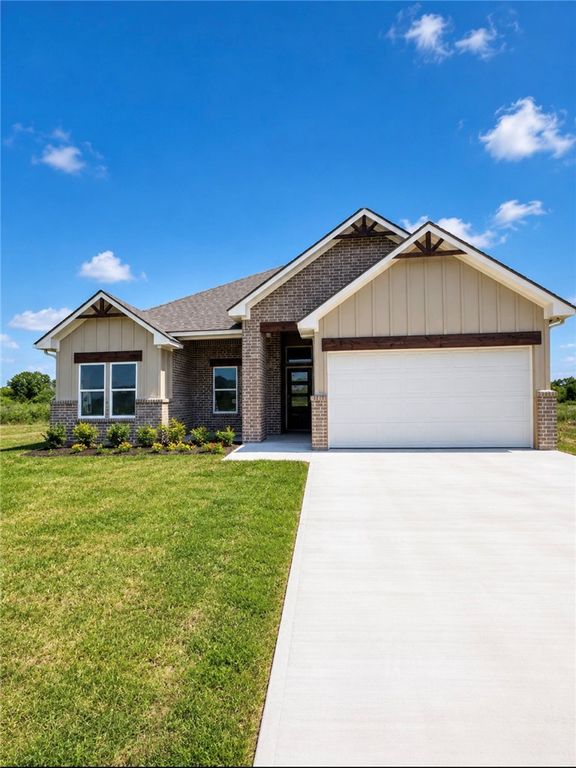 2902 Orion Court, Bryan, TX 77808 — exterior