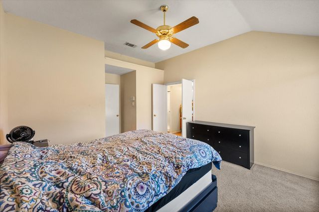 4959 Shady Oak Trail, Grand Prairie, TX 75052