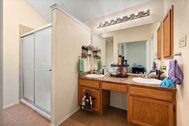 4959 Shady Oak Trail, Grand Prairie, TX 75052