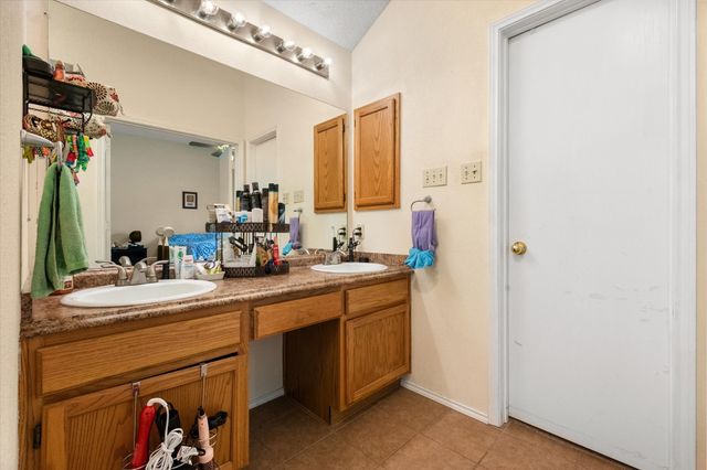 4959 Shady Oak Trail, Grand Prairie, TX 75052
