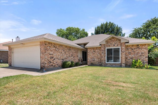 4959 Shady Oak Trail, Grand Prairie, TX 75052