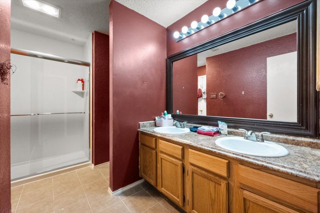 4959 Shady Oak Trail, Grand Prairie, TX 75052