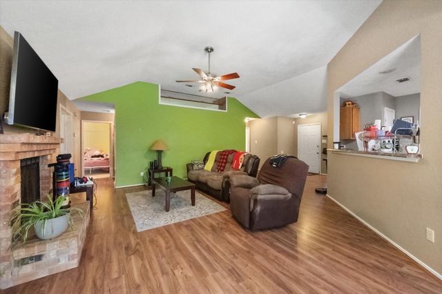 4959 Shady Oak Trail, Grand Prairie, TX 75052