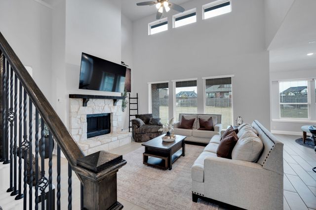 4605 Rambler Way, Midlothian, TX 76065