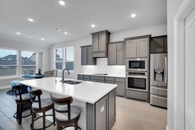 4605 Rambler Way, Midlothian, TX 76065