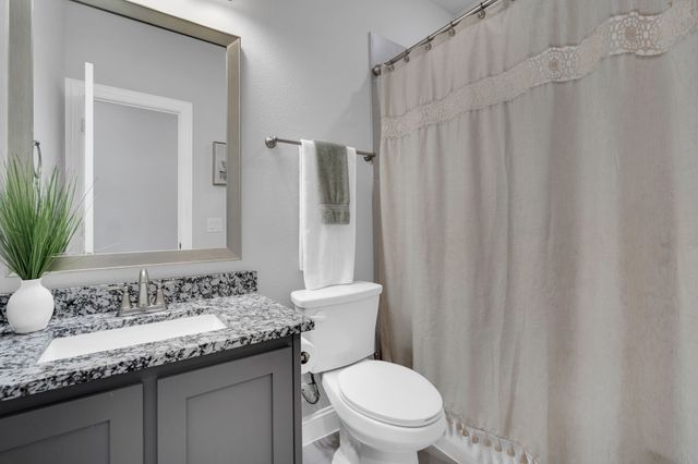4605 Rambler Way, Midlothian, TX 76065