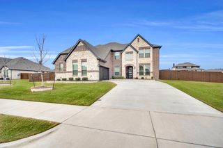 4605 Rambler Way, Midlothian, TX 76065