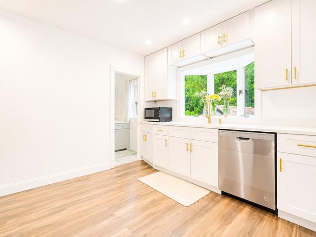 58 Clark Street, Worcester, MA 01606