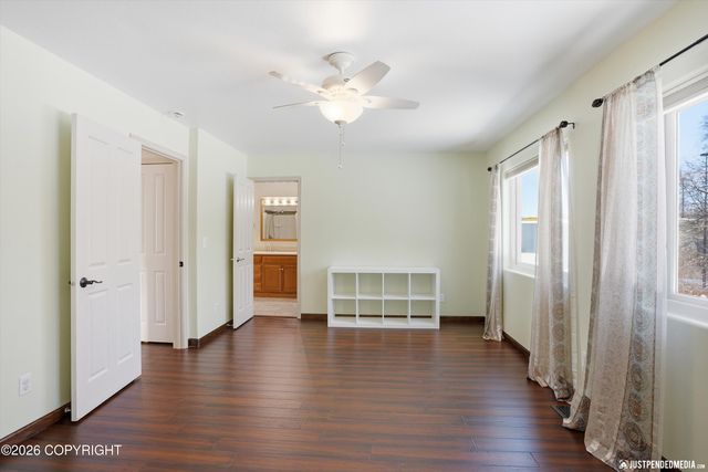 5553 College Meadow Circle, Anchorage, AK 99504