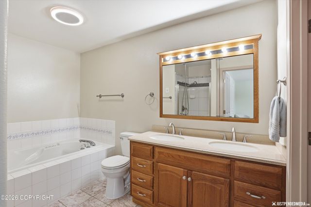 5553 College Meadow Circle, Anchorage, AK 99504