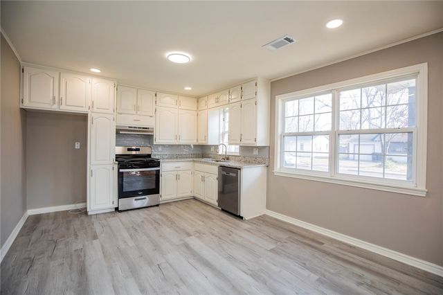 508 Geneva Street, Springdale, AR 72762