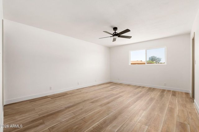 6060 E DALLAS Street, Mesa, AZ 85205