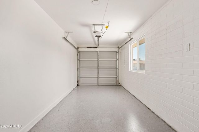 6060 E DALLAS Street, Mesa, AZ 85205