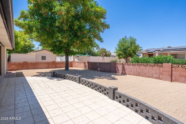 6060 E DALLAS Street, Mesa, AZ 85205