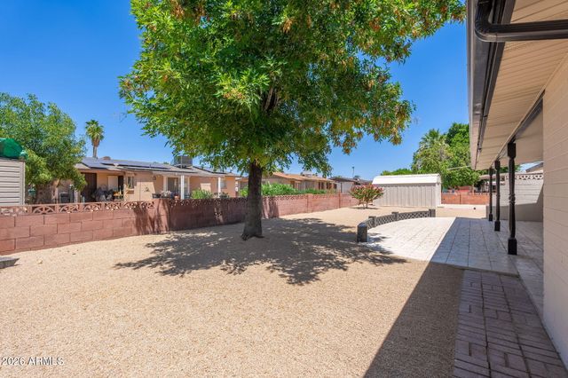 6060 E DALLAS Street, Mesa, AZ 85205