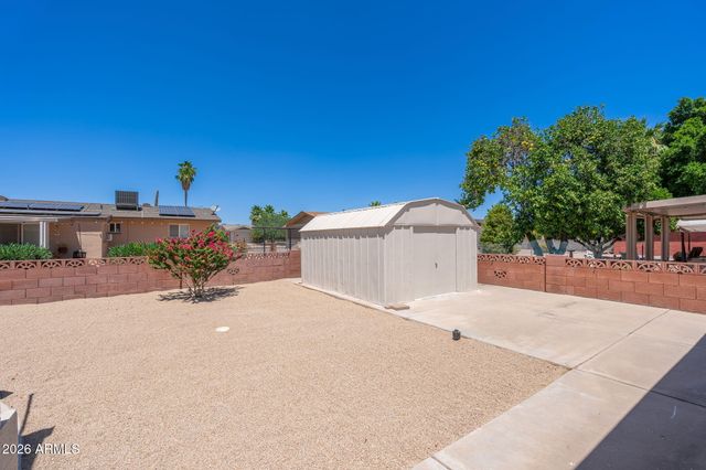 6060 E DALLAS Street, Mesa, AZ 85205
