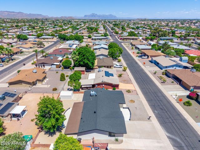 6060 E DALLAS Street, Mesa, AZ 85205