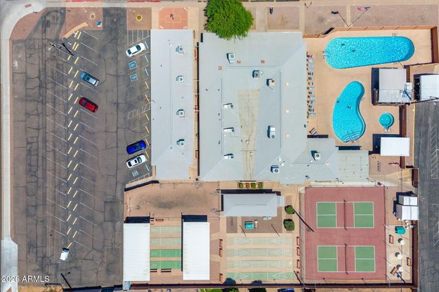 6060 E DALLAS Street, Mesa, AZ 85205