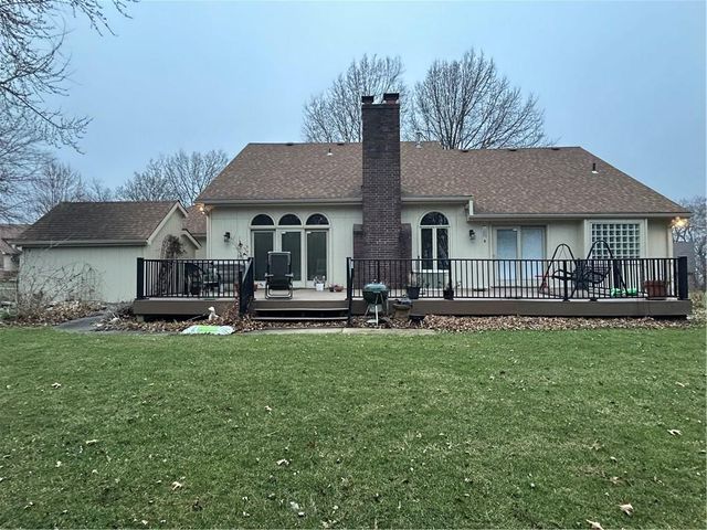 2501 SW Locust Street, Oak Grove, MO 64075