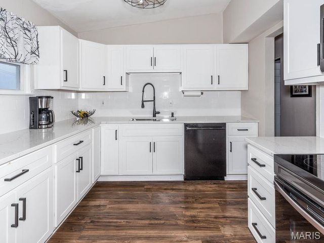 102 3rd Street, Collinsville, IL 62234