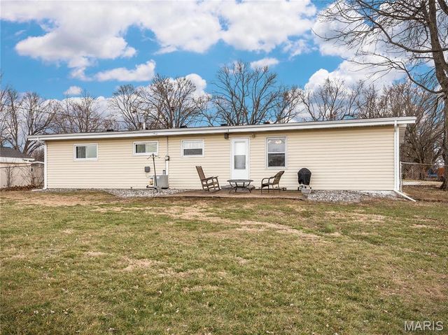 102 3rd Street, Collinsville, IL 62234