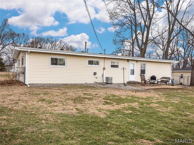 102 3rd Street, Collinsville, IL 62234