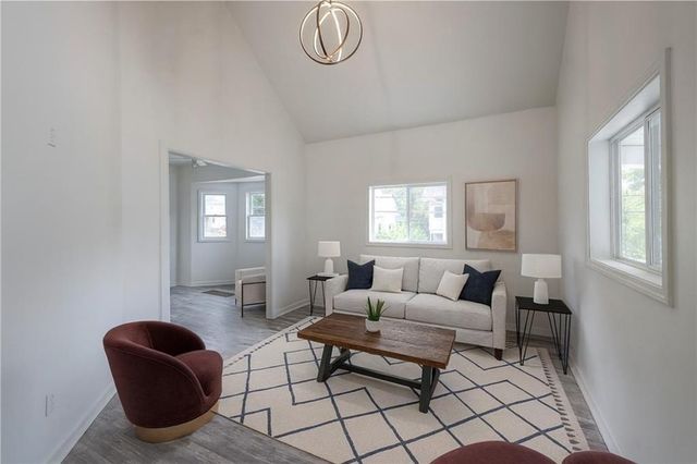 3237 Park Avenue, Kansas City, MO 64109