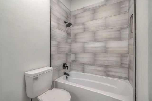 3237 Park Avenue, Kansas City, MO 64109