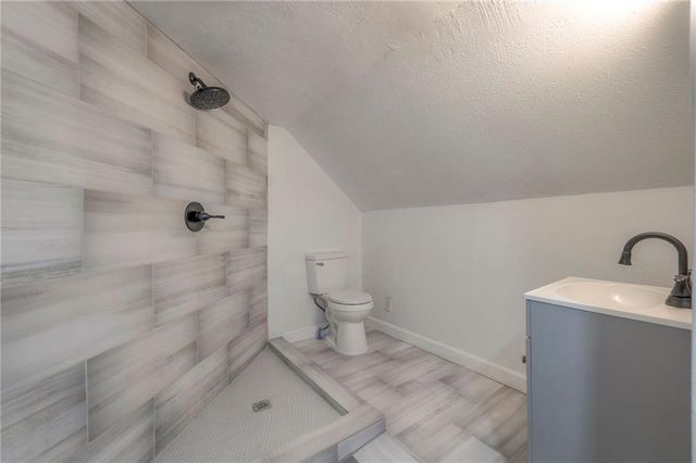 3237 Park Avenue, Kansas City, MO 64109