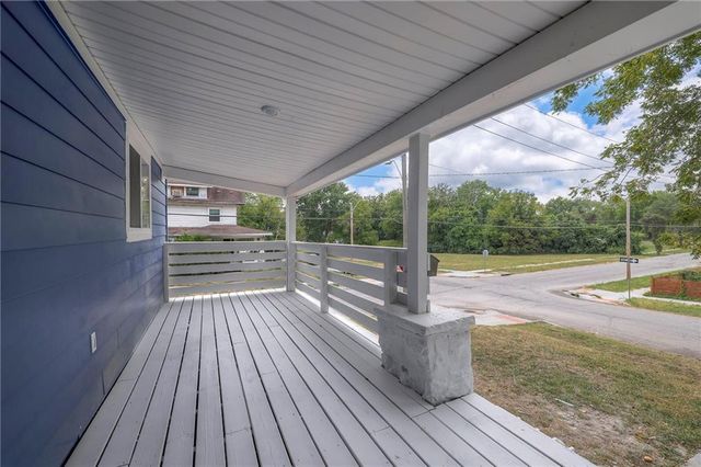 3237 Park Avenue, Kansas City, MO 64109