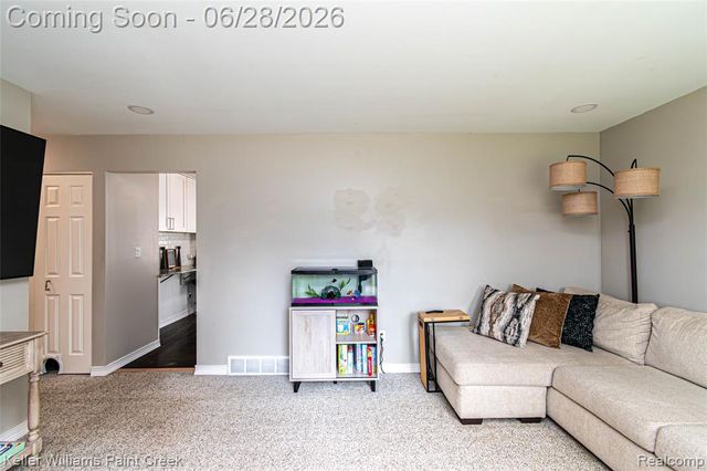 9075 Headley Drive, Sterling Heights, MI 48314