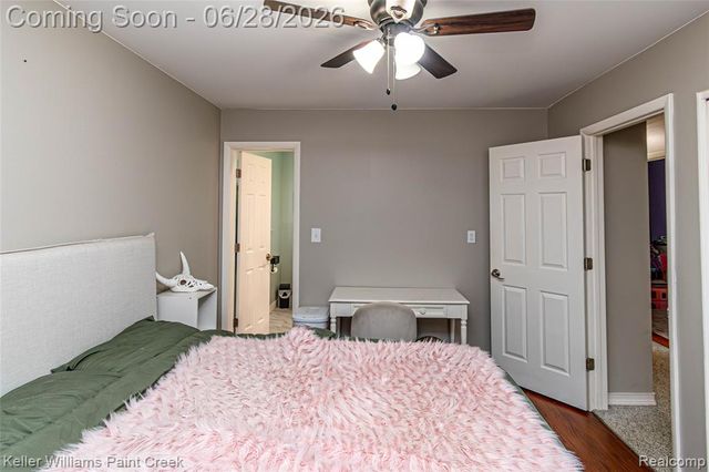 9075 Headley Drive, Sterling Heights, MI 48314