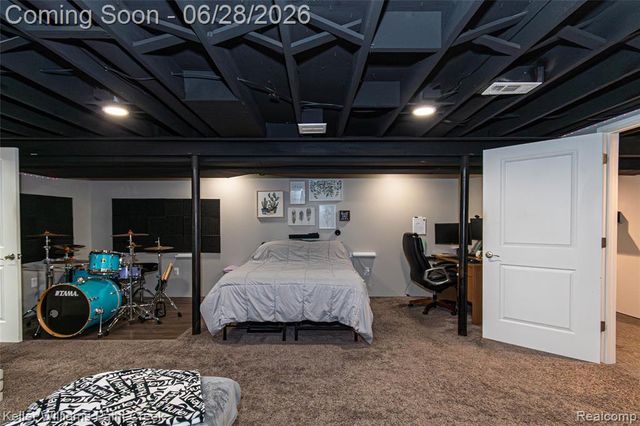 9075 Headley Drive, Sterling Heights, MI 48314