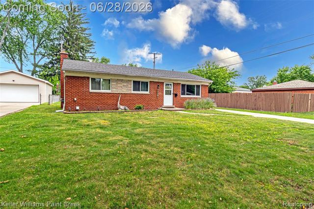 9075 Headley Drive, Sterling Heights, MI 48314
