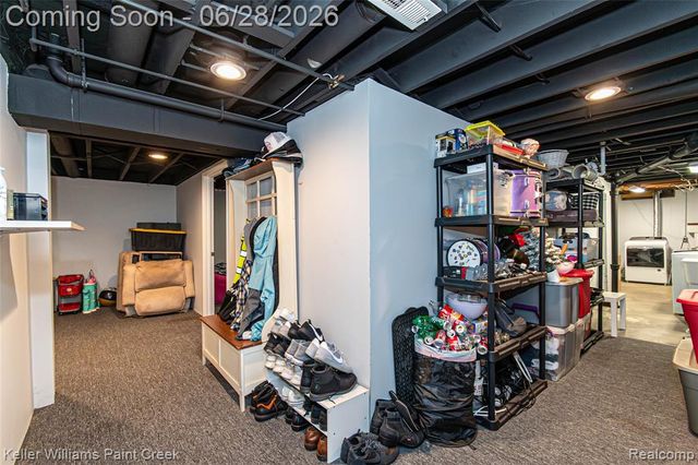 9075 Headley Drive, Sterling Heights, MI 48314