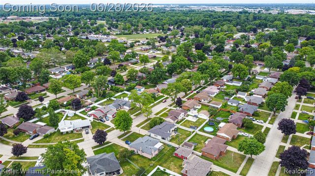 9075 Headley Drive, Sterling Heights, MI 48314