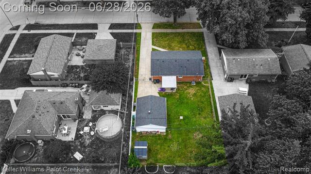 9075 Headley Drive, Sterling Heights, MI 48314
