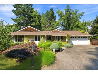 17902 BELMORE Ave, Lake Oswego, OR 97035