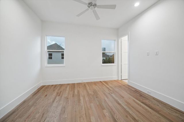 4231 Gibson Street, Houston, TX 77007